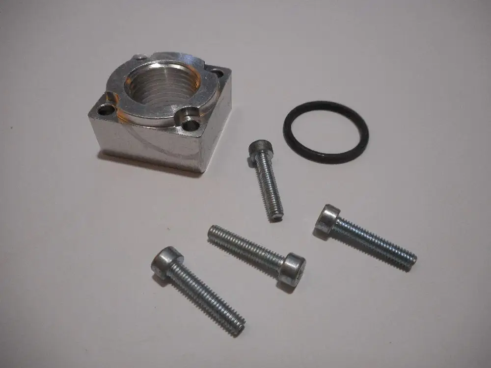 Aluminiumflansch mit vier Befestigungsbohrungen, O-Ring und Schrauben, passend für Gasregelstrecken von Remeha.